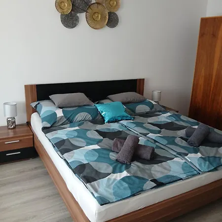 Apartament Yvette *