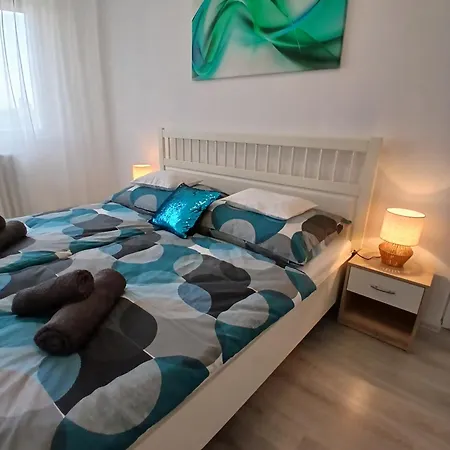 Yvette Апартаменты Сегед